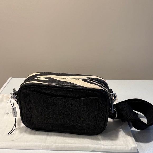 Marc Jacobs Zebra Stripe Camara Bag NWT - Picture 2 of 7